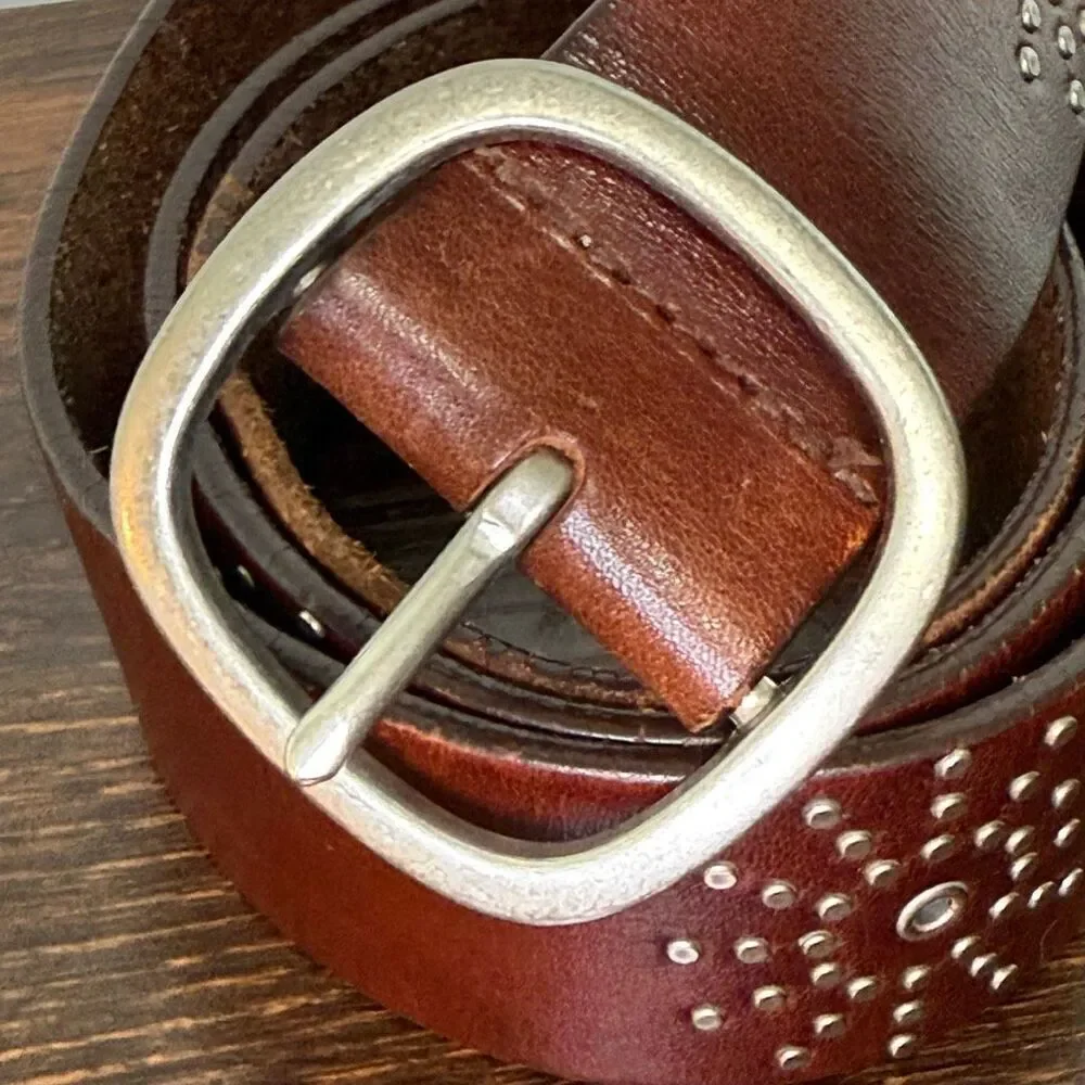 Aeropostale Leather brown and silver detail Women’s Belt medium 31-35” 1.5”